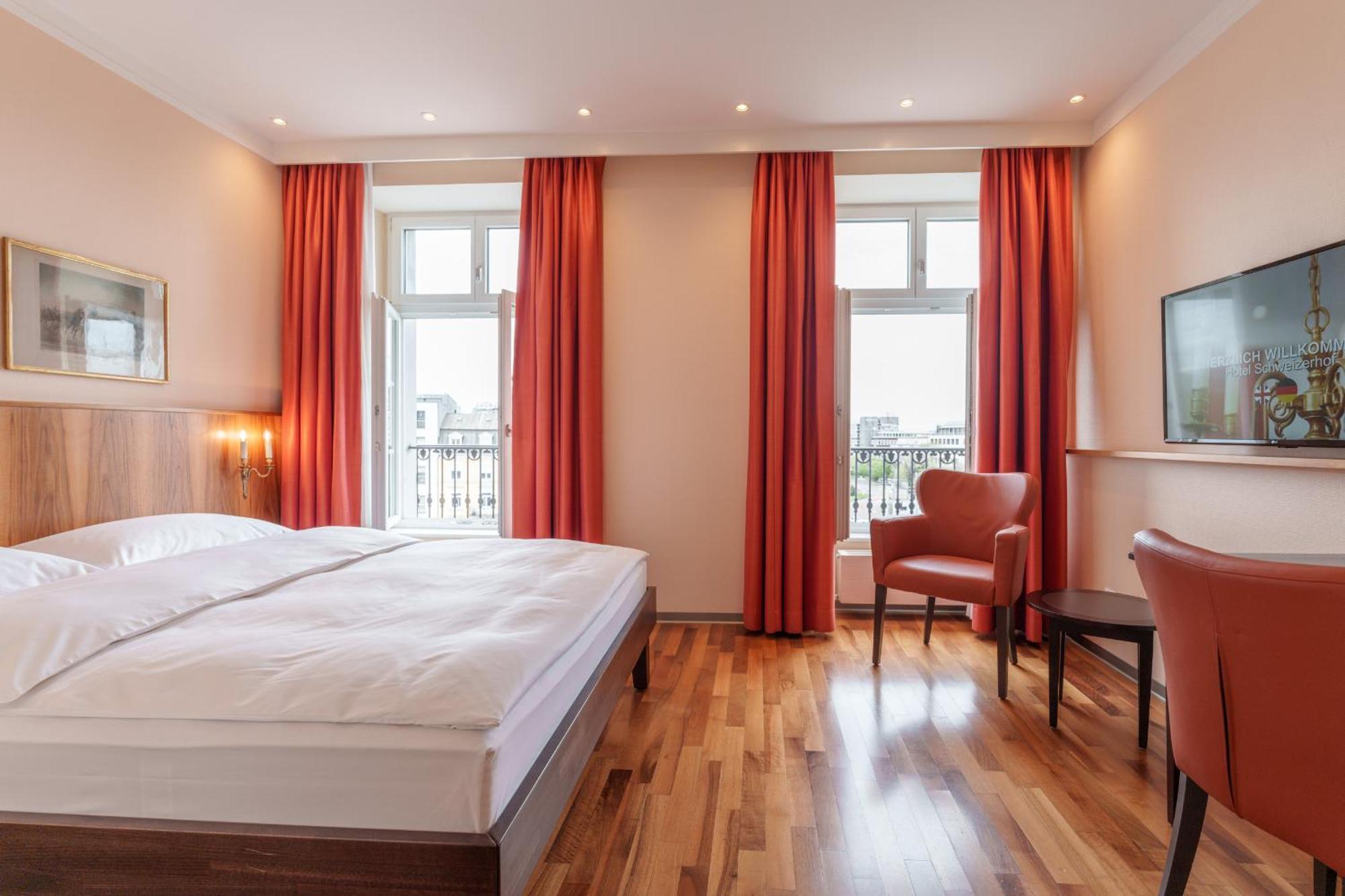 Hotel Schweizerhof Basel Exterior photo
